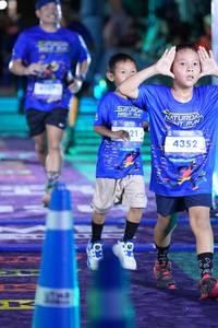 BIB: 4352
                            <button type="button" onclick="openModal(26221127)" class="btn btn-primary btn-sm float-right btn-popup" data-toggle="modal" data-target=".modal-high-quality">
                        <i class="fas fa-shopping-cart"></i> Add to Cart
                    </button>
                                            <button type="button" onclick="isThisMe(26221127, true)" class="btn btn-success btn-sm float-right btn-popup btn-isme hidden" data-toggle="tooltip" data-placement="bottom" title="นี่คือรูปของคุณใช่ไหม คลิกที่นี่เพื่อเอาเข้าอัลบั้ม">
                        <i class="fas fa-plus"></i> Add to album
                    </button>
                    <button type="button" onclick="isThisMe(26221127, false)" class="btn btn-warning btn-sm float-right btn-popup btn-isnotme hidden">
                        <i class="fas fa-ban"></i> Remove from album
                    </button>